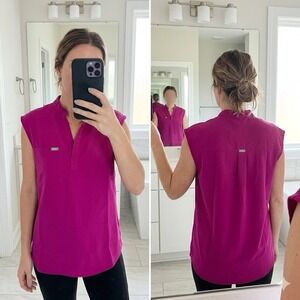 FIGS Technical Collection Sleeveless Scrub Top Small Fuchsia Magenta WXXSW1003